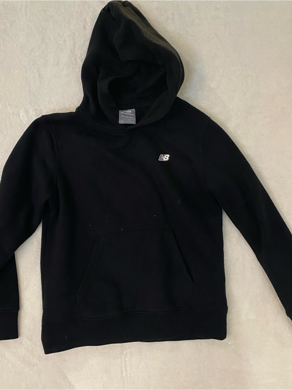 New Balance Kids Black Crewneck Hoodie Small Logo 10/12